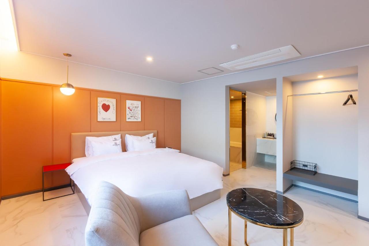Browndot Hotel Sasang Renecite Пусан Екстериор снимка