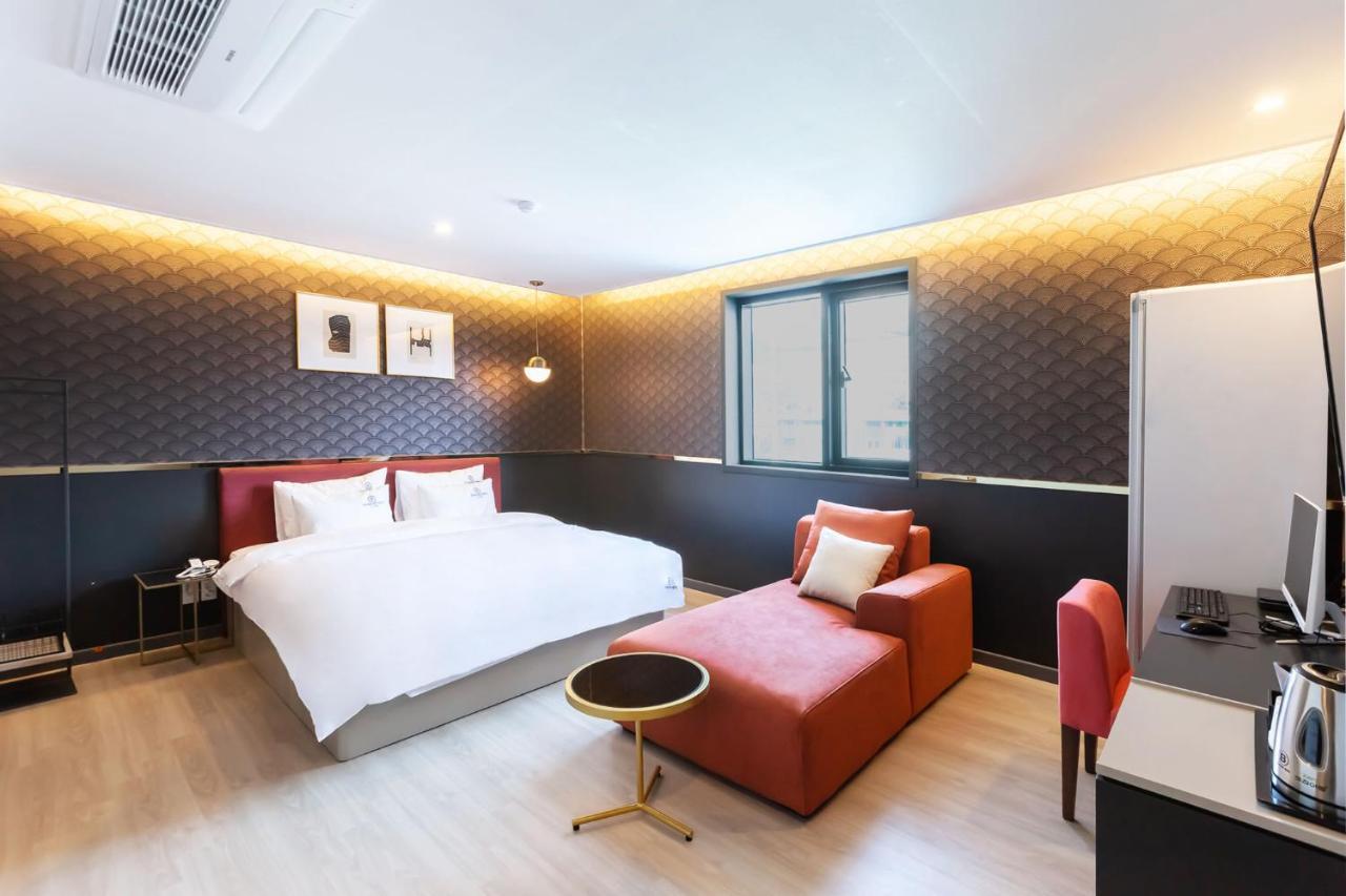 Browndot Hotel Sasang Renecite Пусан Екстериор снимка