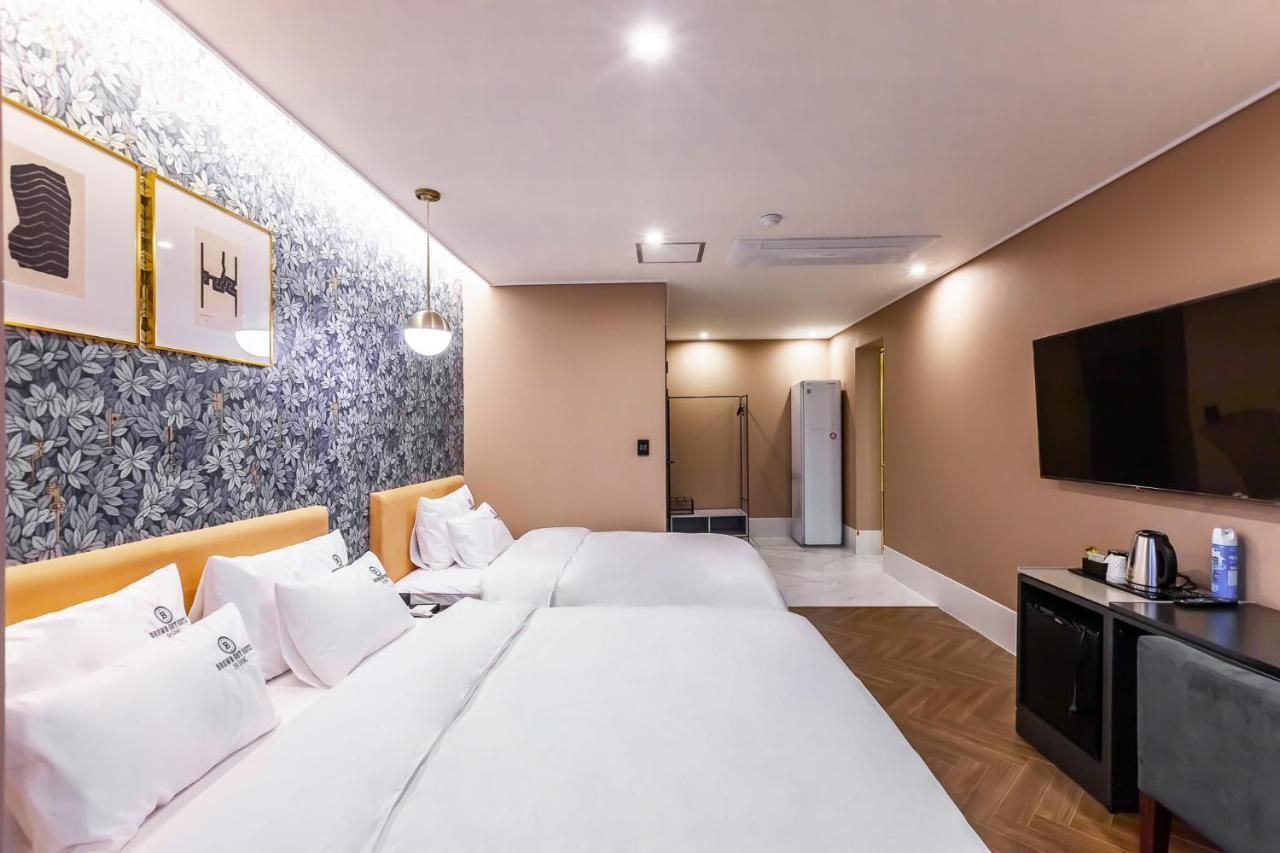 Browndot Hotel Sasang Renecite Пусан Екстериор снимка