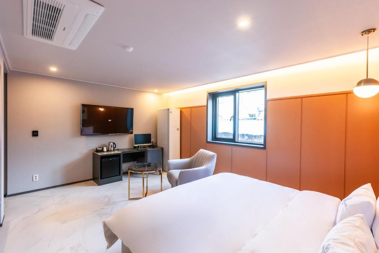Browndot Hotel Sasang Renecite Пусан Екстериор снимка