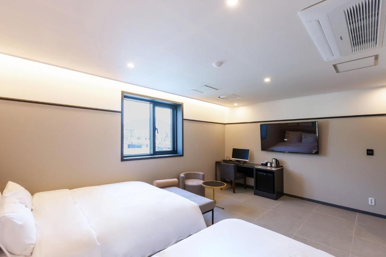 Browndot Hotel Sasang Renecite Пусан Екстериор снимка