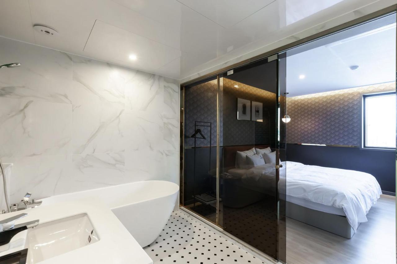 Browndot Hotel Sasang Renecite Пусан Екстериор снимка