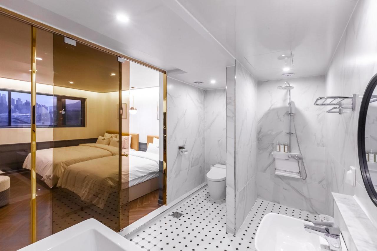 Browndot Hotel Sasang Renecite Пусан Екстериор снимка