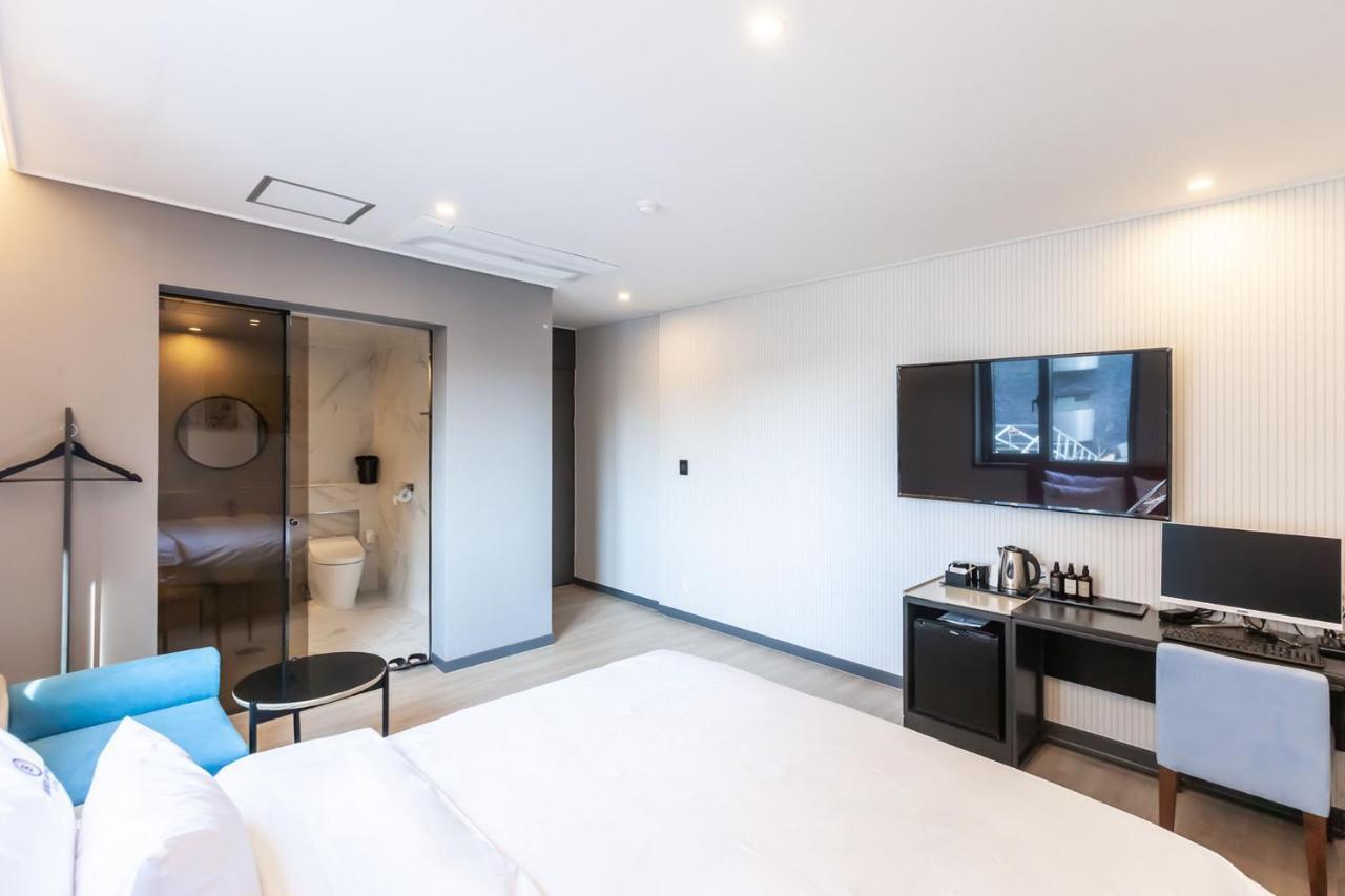 Browndot Hotel Sasang Renecite Пусан Екстериор снимка