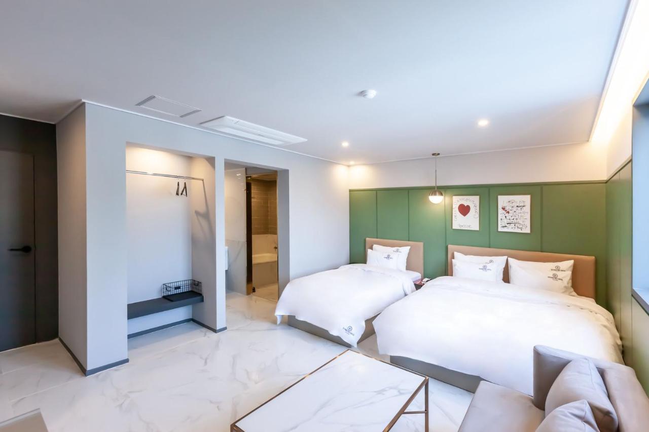 Browndot Hotel Sasang Renecite Пусан Екстериор снимка