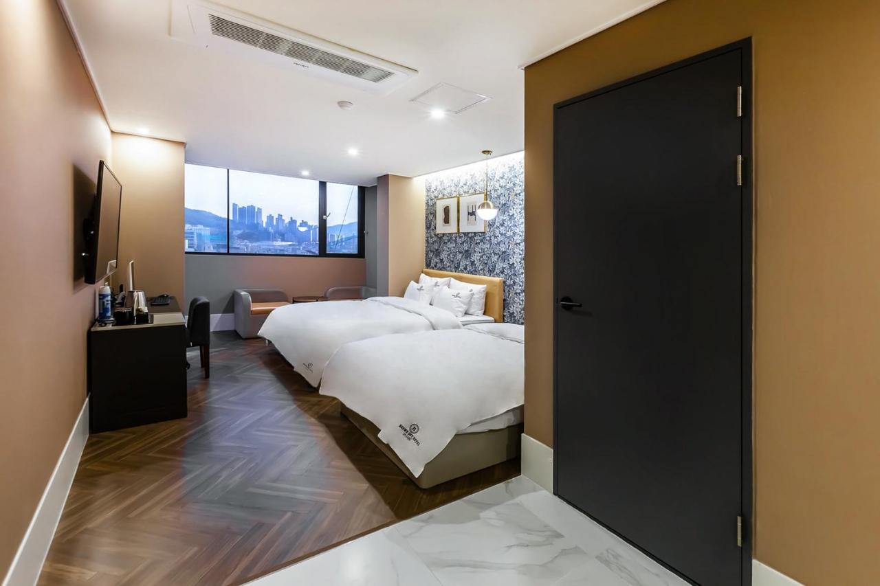 Browndot Hotel Sasang Renecite Пусан Екстериор снимка