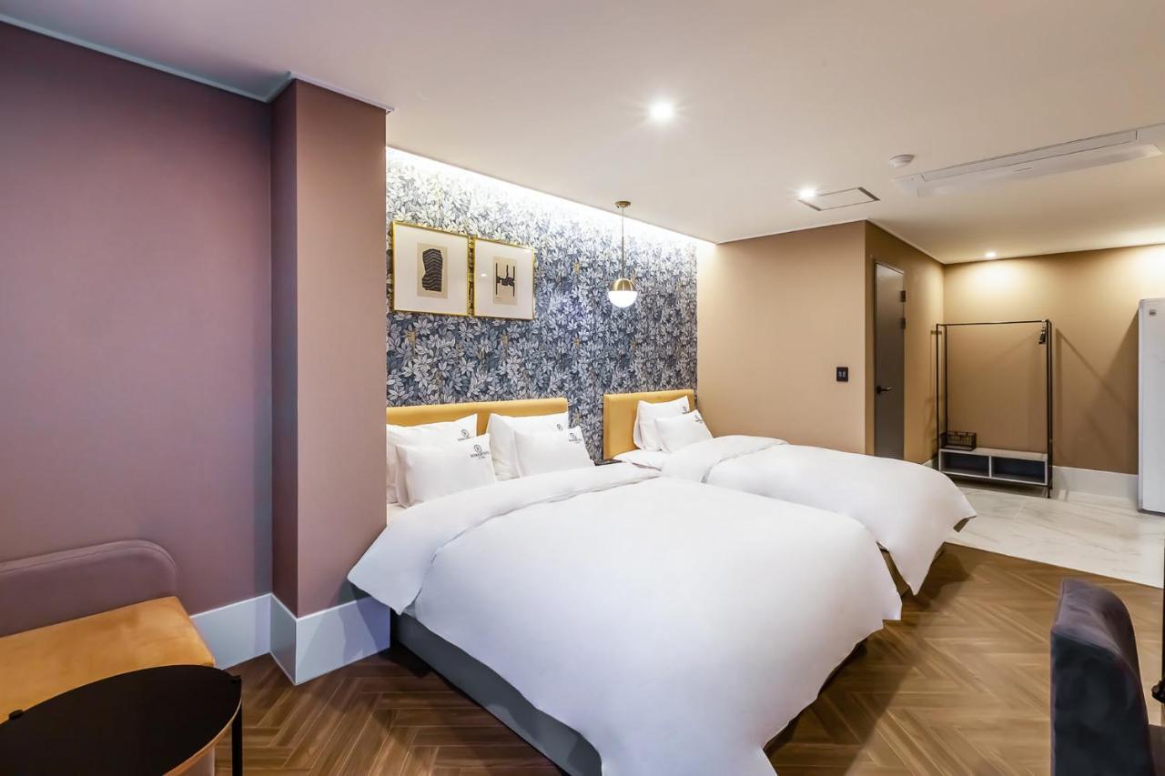 Browndot Hotel Sasang Renecite Пусан Екстериор снимка